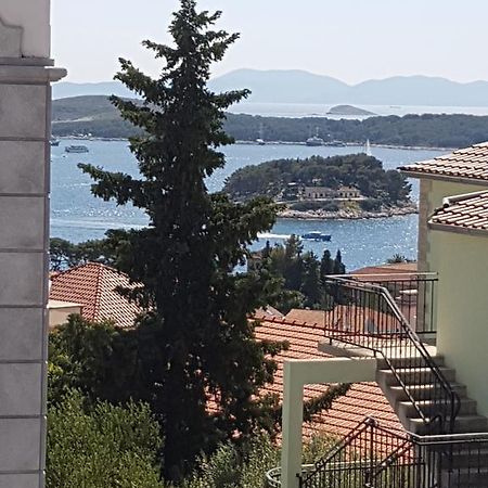 Apartmani Vini Hvar Town Buitenkant foto