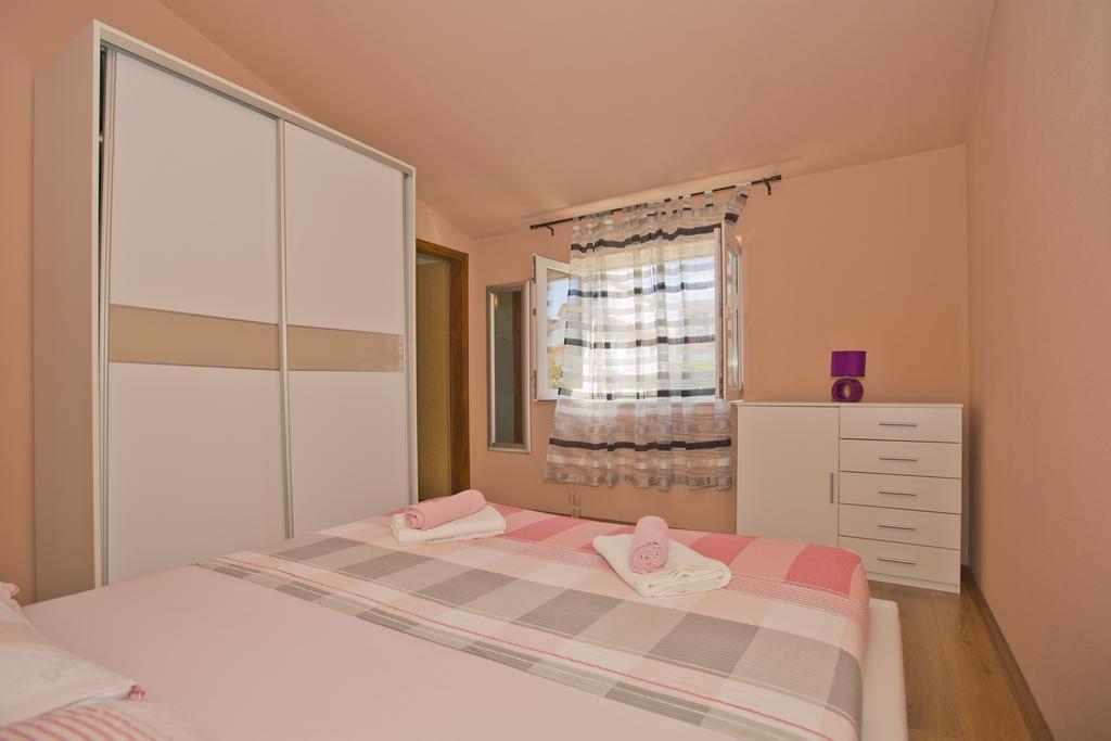 Apartmani Vini Hvar Town Buitenkant foto